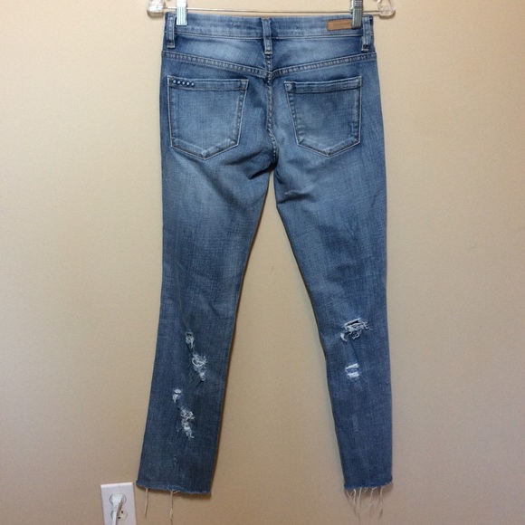 Blank nyc bleach distressed step hem jeans - Picture 4 of 12